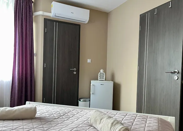 Szekely Apartmanhaz アパート